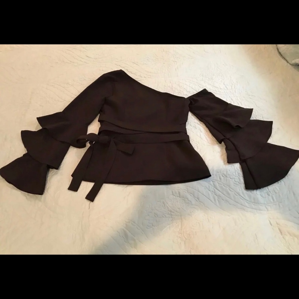 Venus Size 2 Blouse